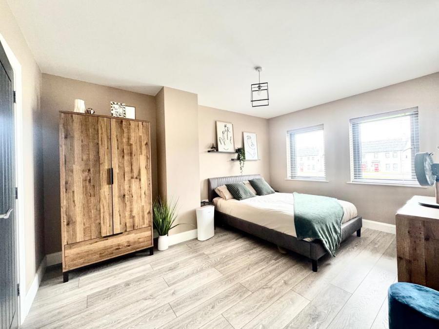 28 Highfield Drive