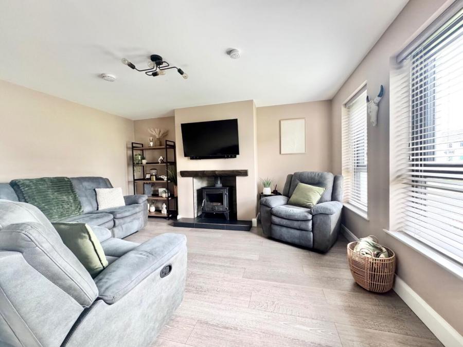 28 Highfield Drive