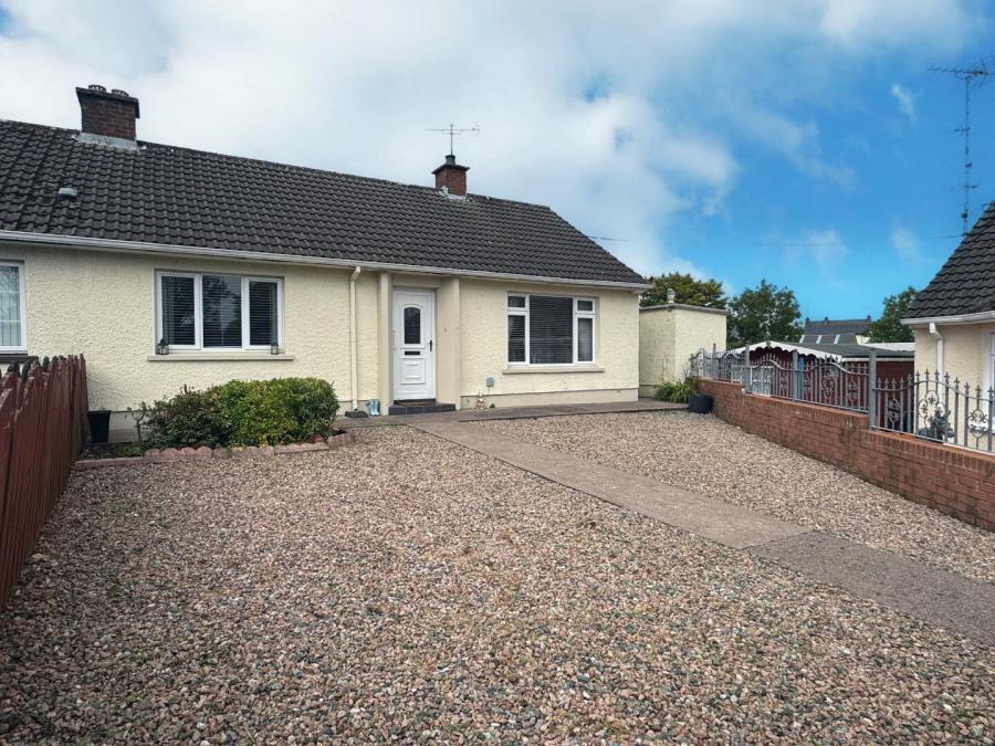 4 Kirk Crescent