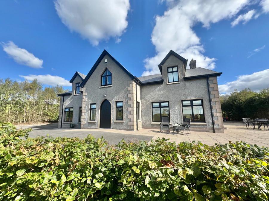 23 Tattynure Road