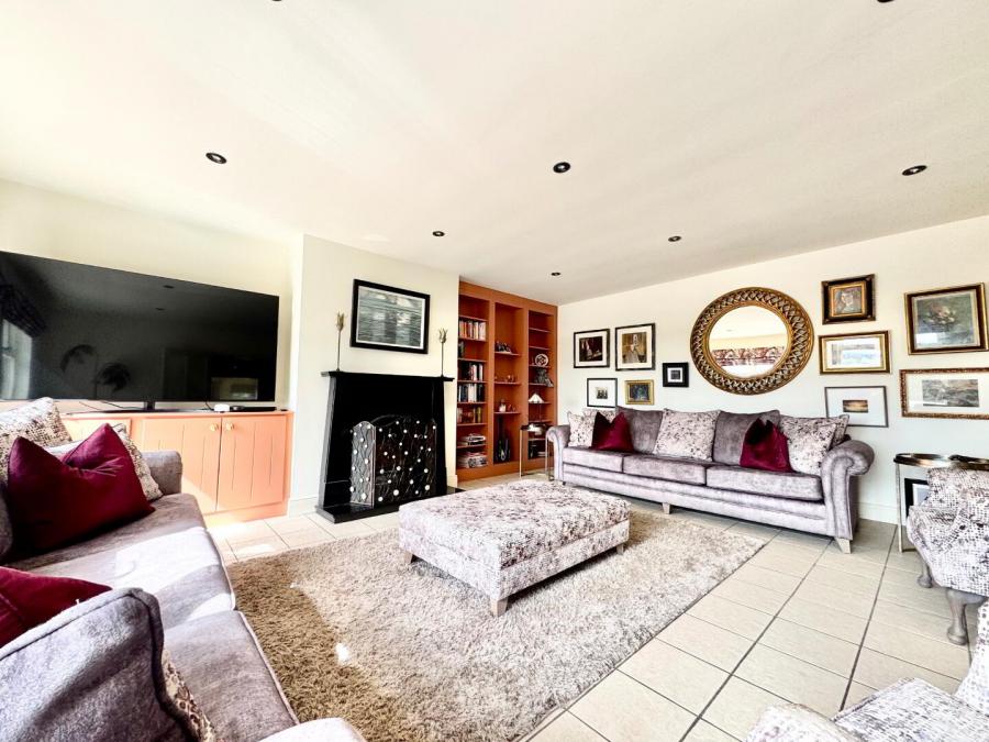 23 Tattynure Road
