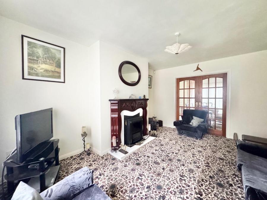 19 Castle Oaks