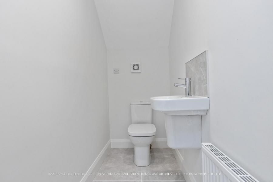 45, (With Sunroom), Camowen