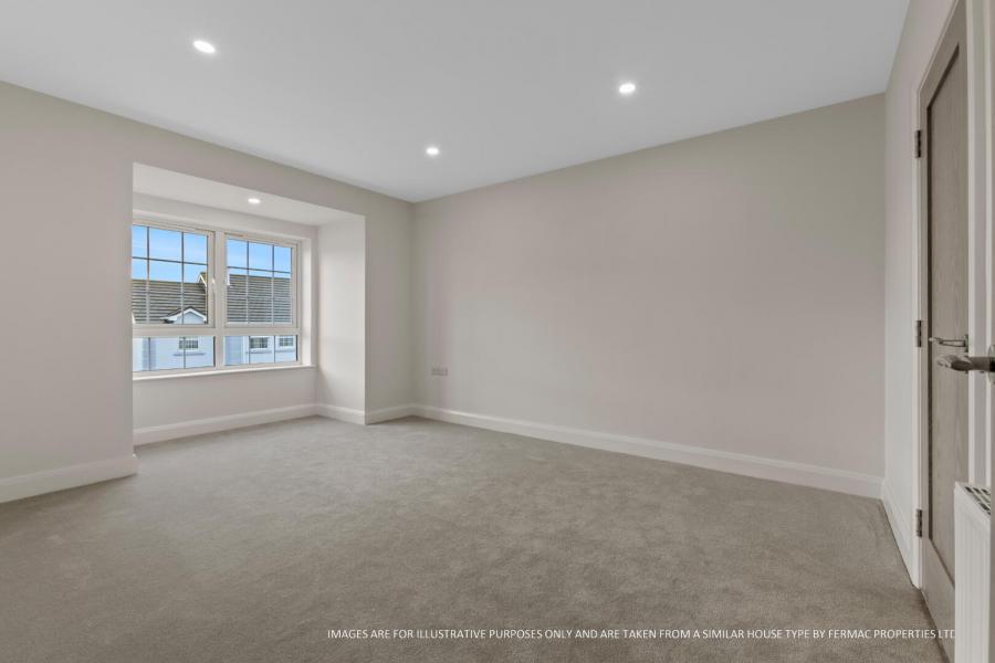 46, (With Sunroom), Camowen