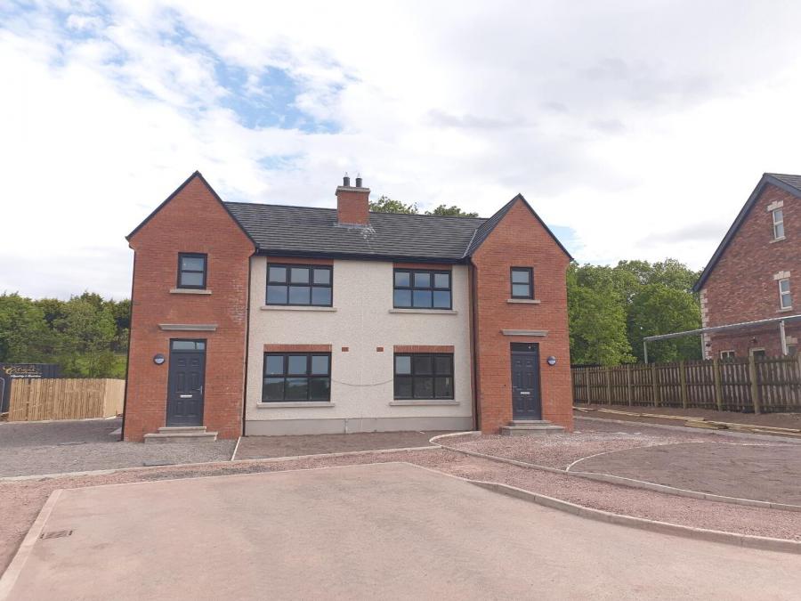 119 Dual Front Large Semi, 119 Loughmuck Meadows