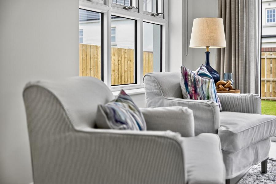 38, (With Sunroom), Camowen