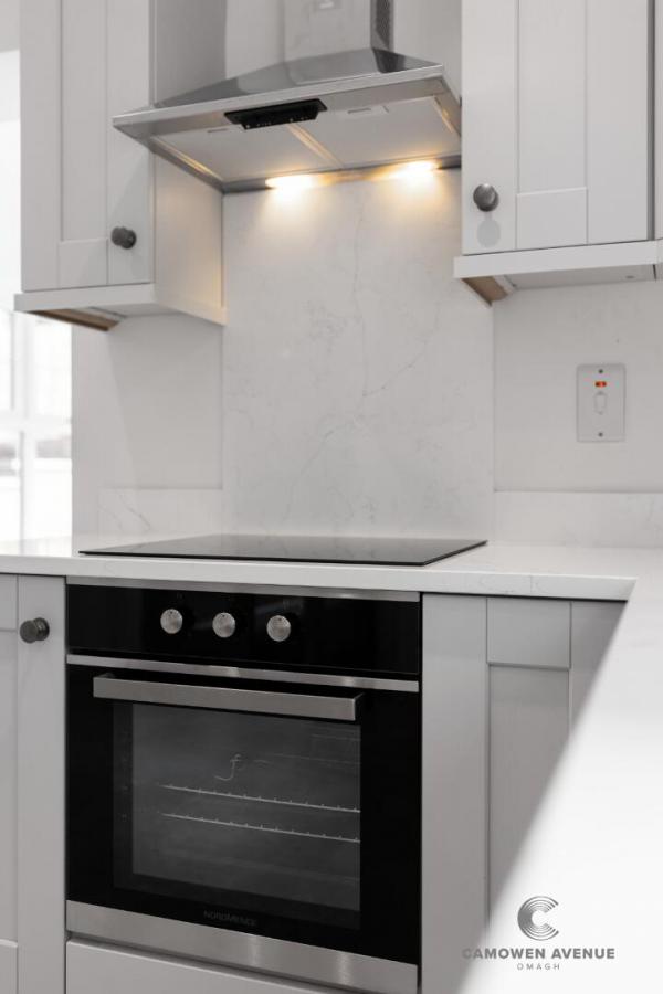 36, (With Sunroom), Camowen