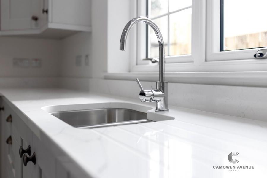 36, (With Sunroom), Camowen