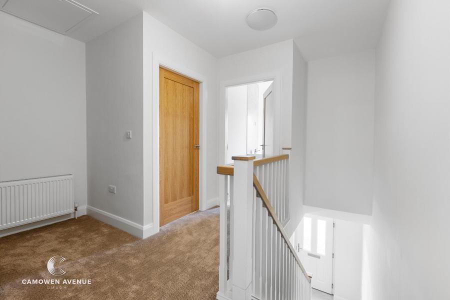 36, (With Sunroom), Camowen