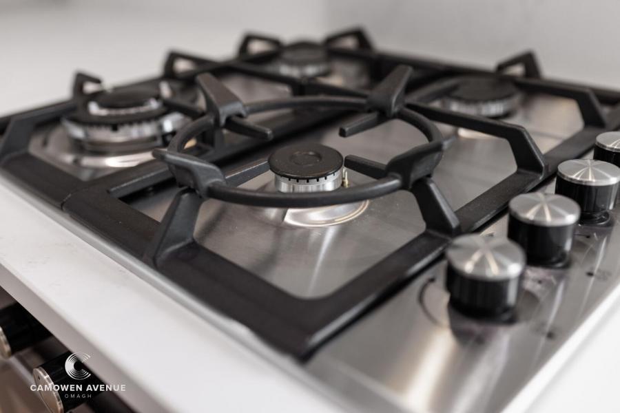 47, (With Sunroom), Camowen