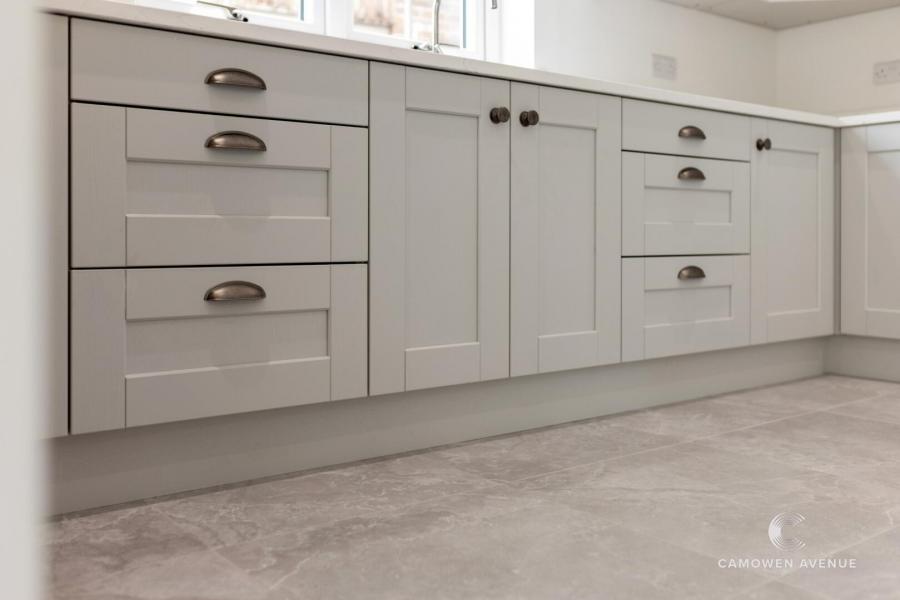 48, (With Sunroom), Camowen