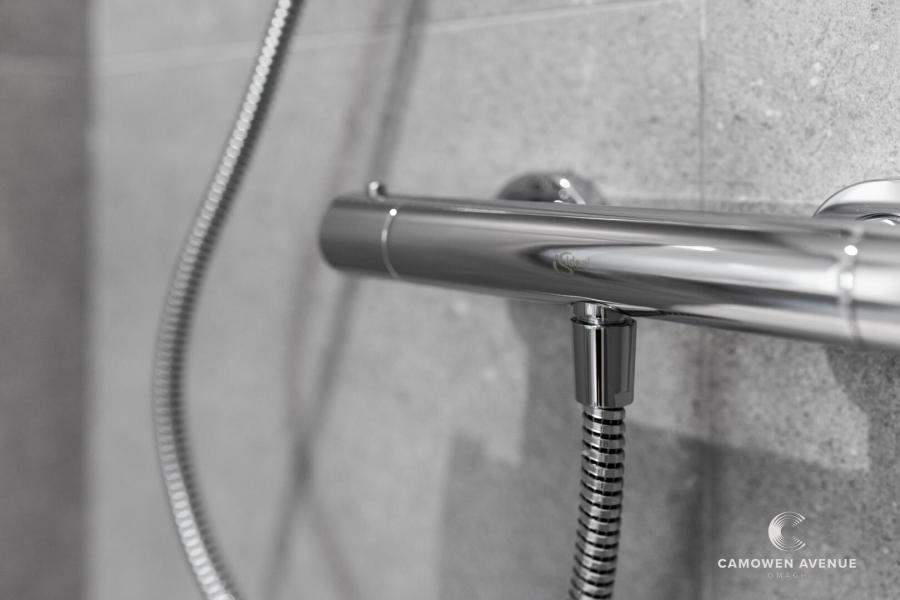 48, (With Sunroom), Camowen