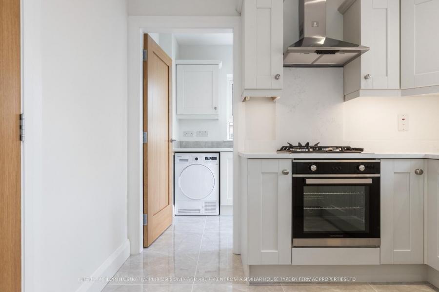 50, (With Sunroom), Camowen