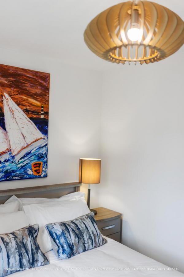 50, (With Sunroom), Camowen