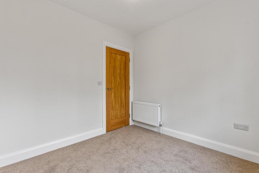 43, (With Sunroom), Camowen