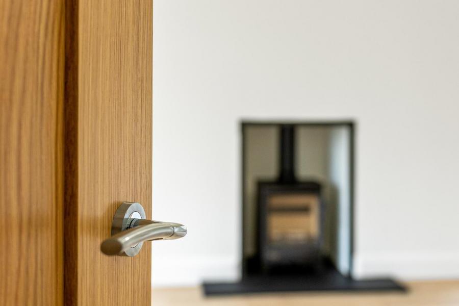 43, (With Sunroom), Camowen