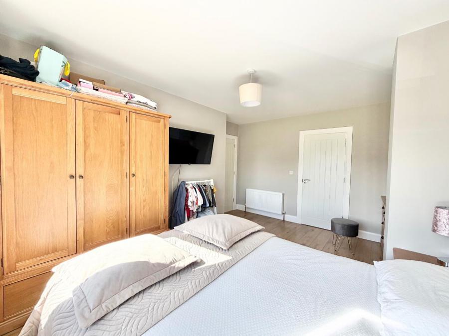 32 Highfield Drive