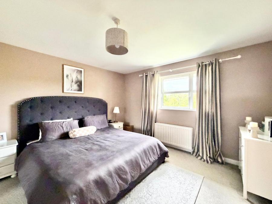 6 Pinefield Court