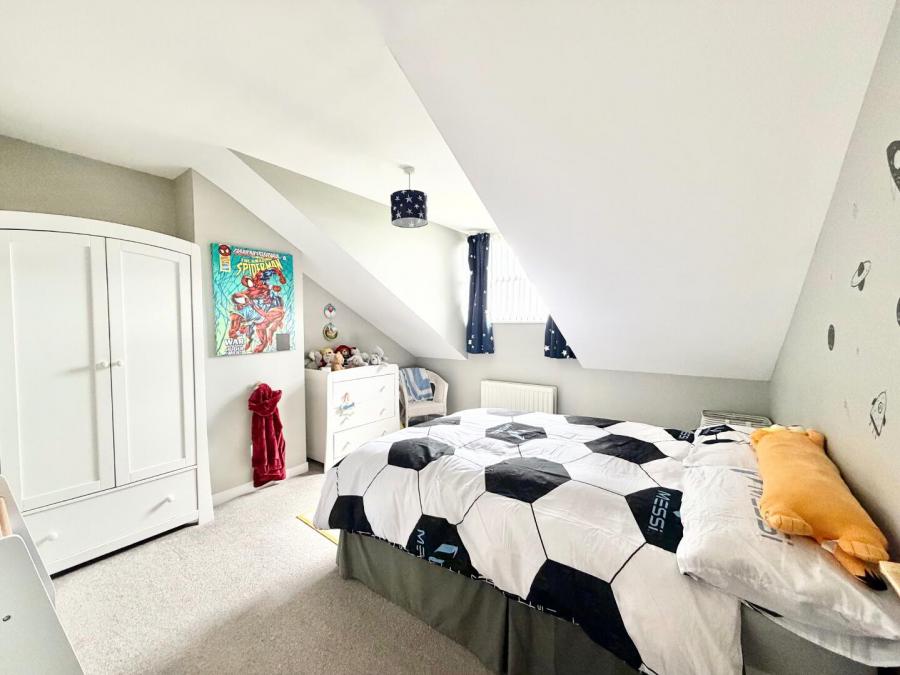 6 Pinefield Court