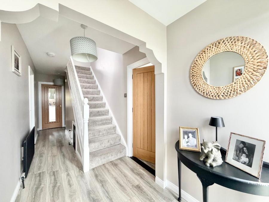 6 Pinefield Court