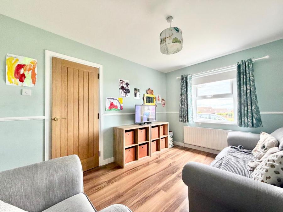 6 Pinefield Court