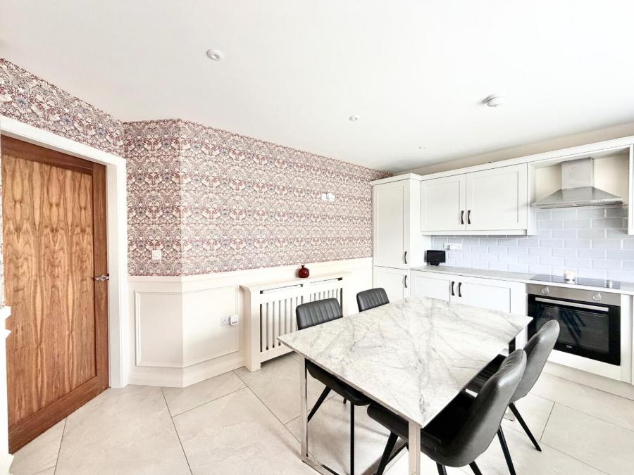 6 Drumconnis Court