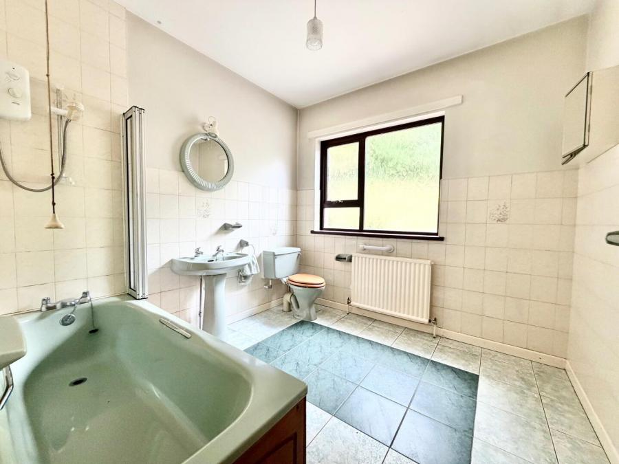 8 St Julians Road