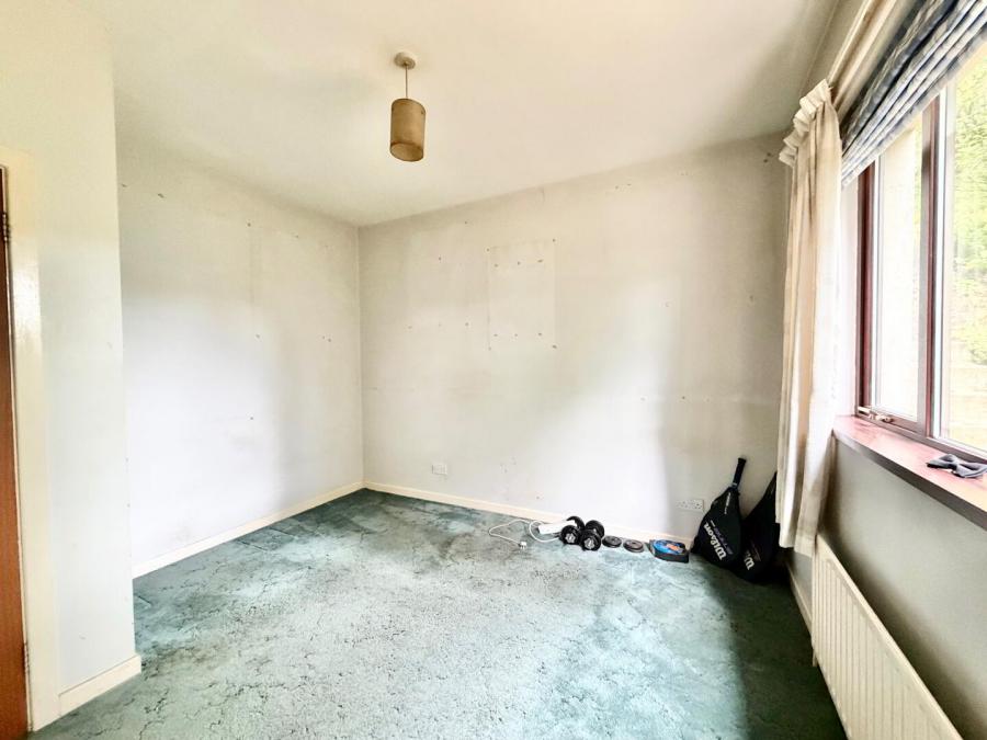 8 St Julians Road