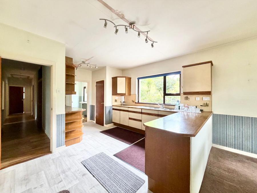 8 St Julians Road