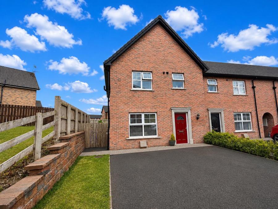 1 Lambrook Rise