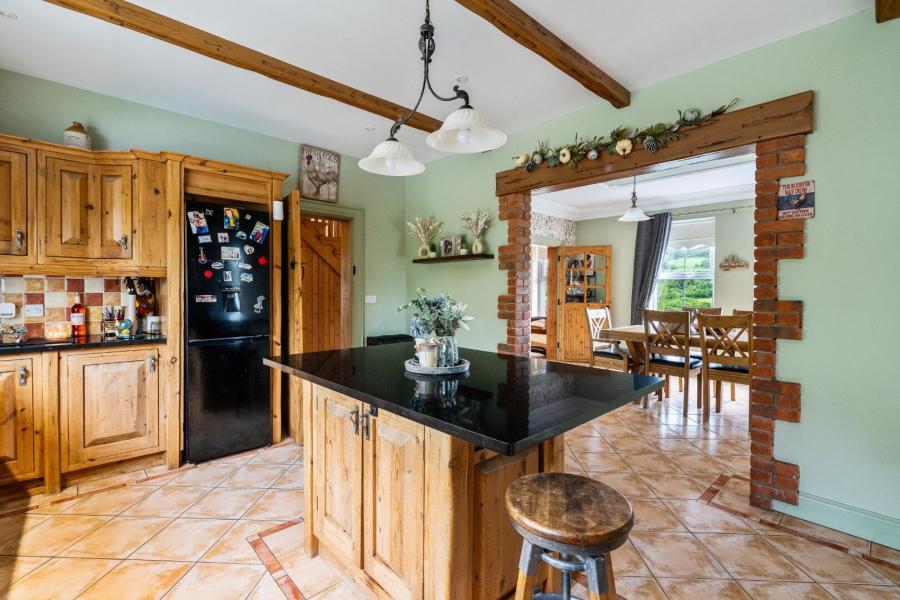 77 Bonds Glen Road