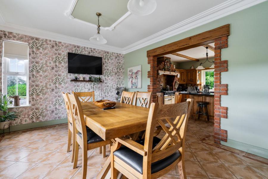 77 Bonds Glen Road