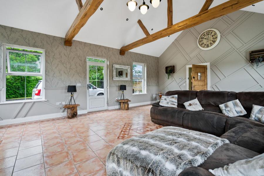 77 Bonds Glen Road