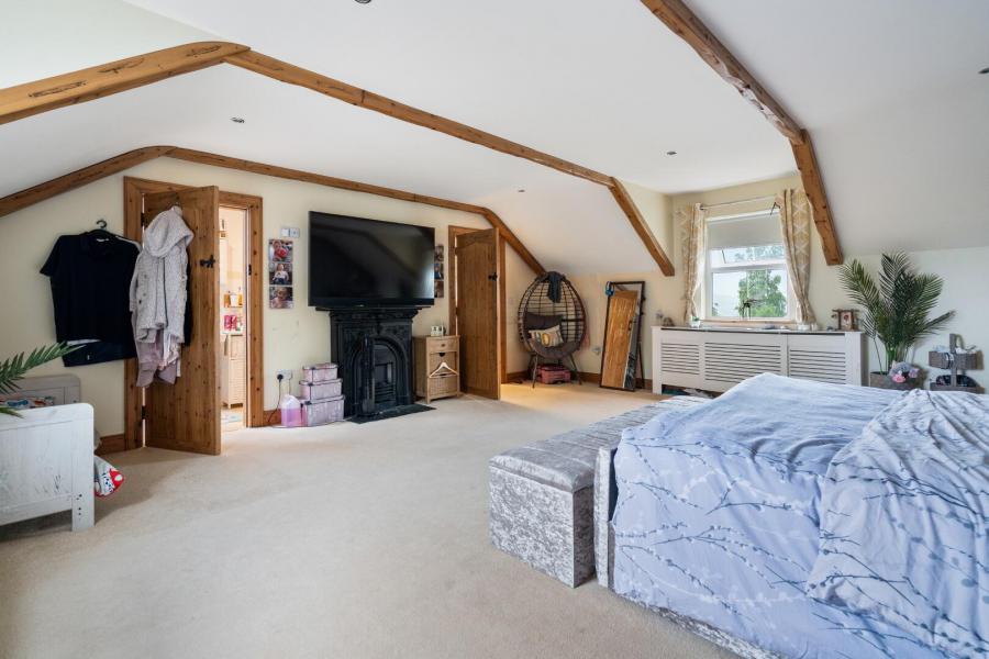 77 Bonds Glen Road