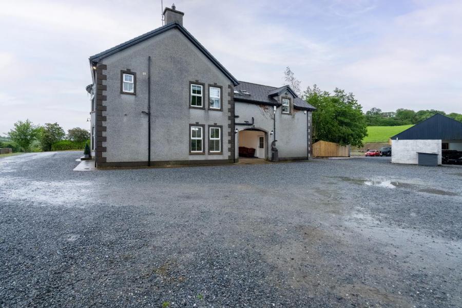 77 Bonds Glen Road