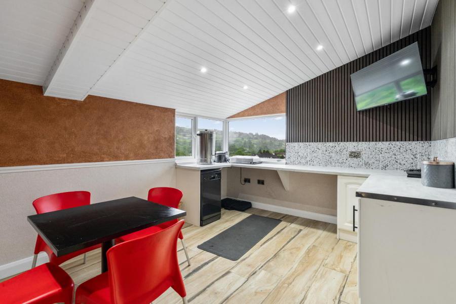 77 Bonds Glen Road