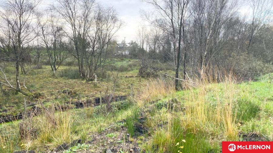 Site Between 1B & 3, Hawthorn Road