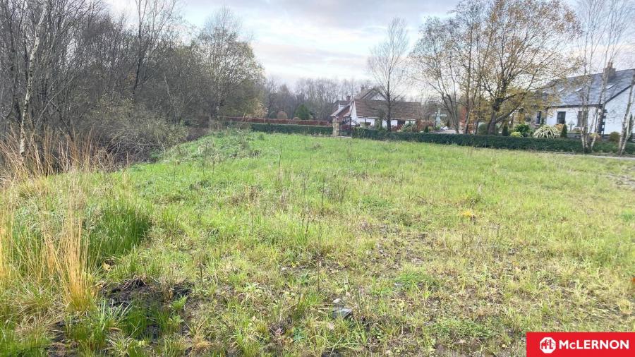 Site Between 1B & 3, Hawthorn Road