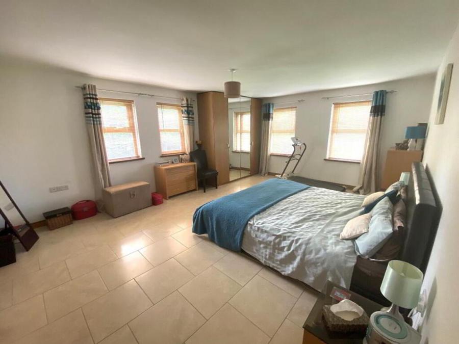 Pullyernan Hall, 37 Moneygal Road