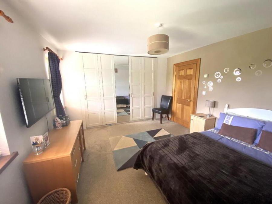 Pullyernan Hall, 37 Moneygal Road