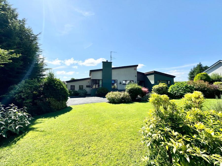 13 Carnalea Road