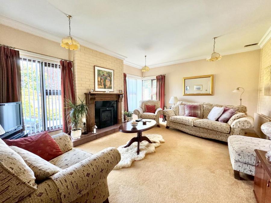 13 Carnalea Road