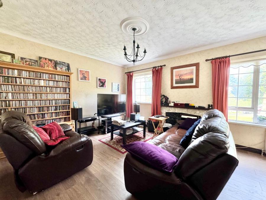 22 Kylemore Gardens