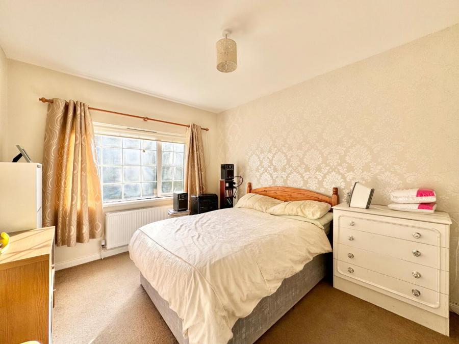 22 Kylemore Gardens