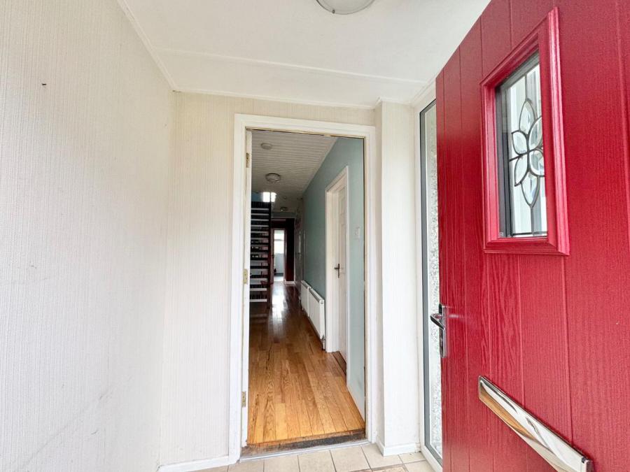 1 Oakland Road