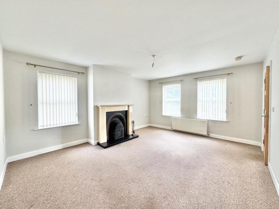 2 Barony Heights