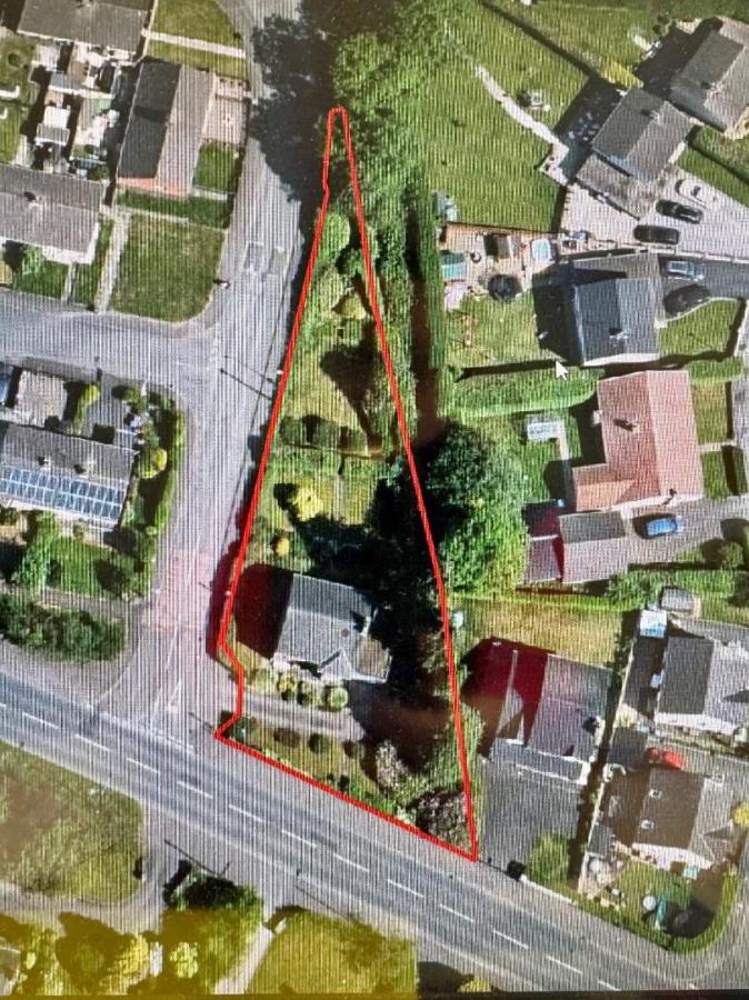 Cedarwood, 38 Hospital Road
