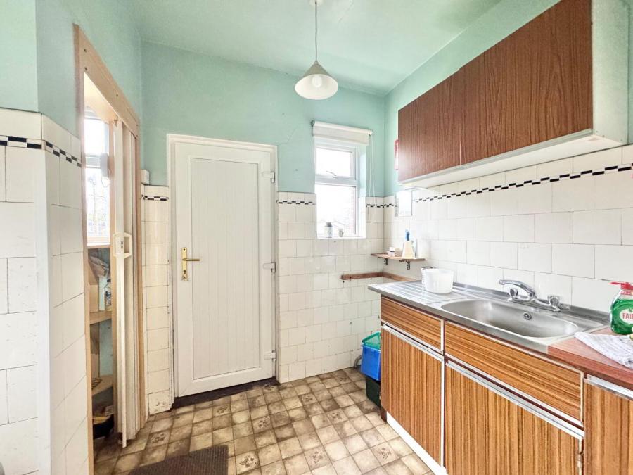 Cedarwood, 38 Hospital Road