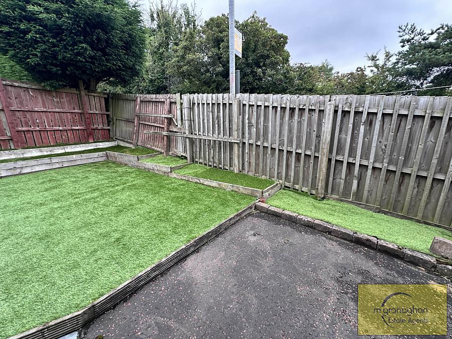11 Hawthorn Hill