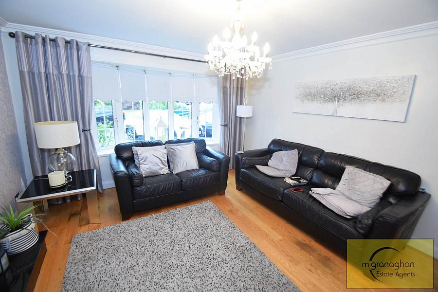11 Hawthorn Hill